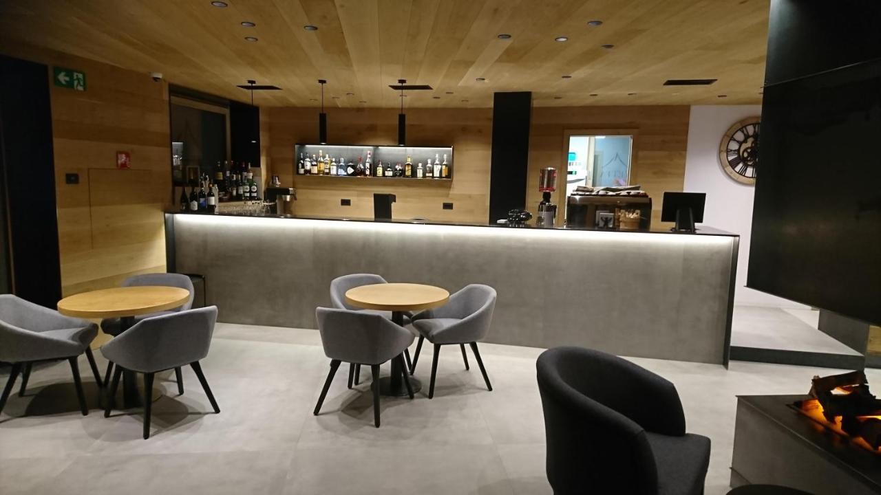 Отель Vetta Alpine Relax Ливиньо Экстерьер фото