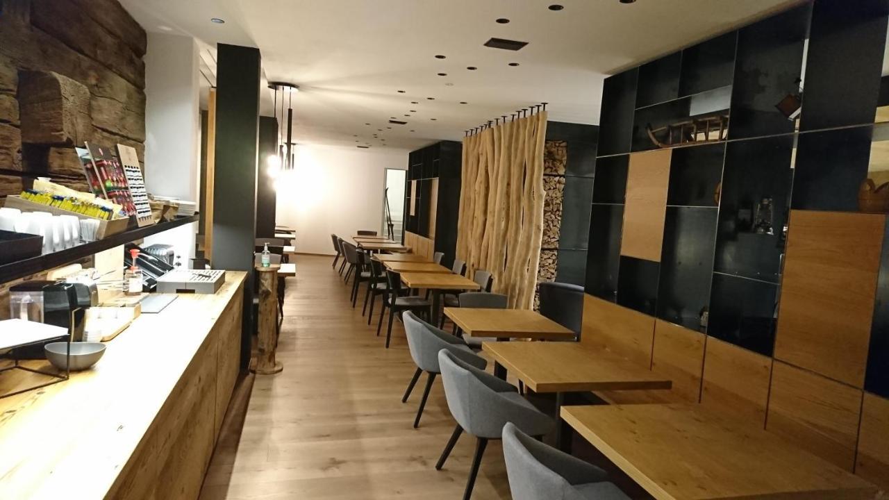 Отель Vetta Alpine Relax Ливиньо Экстерьер фото