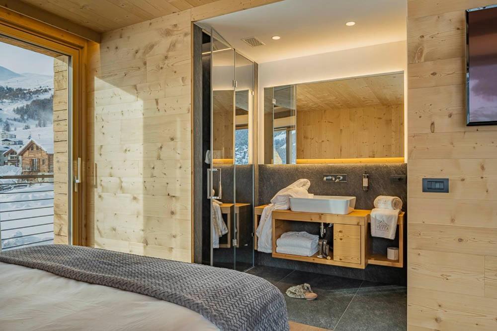 Отель Vetta Alpine Relax Ливиньо Экстерьер фото